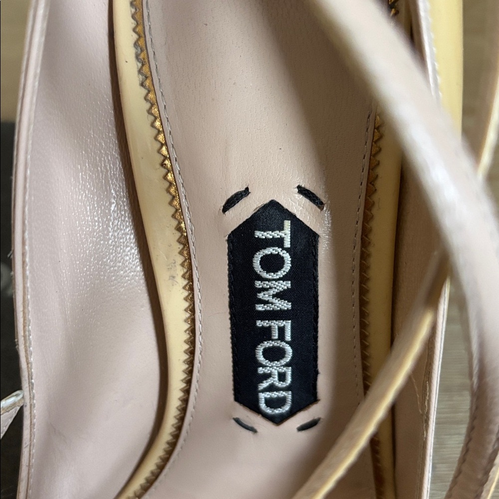 Tom Ford Nude Patent Leather Pointed Toe Stiletto Heels with Gold Lock Accent - Picture 3 of 14
